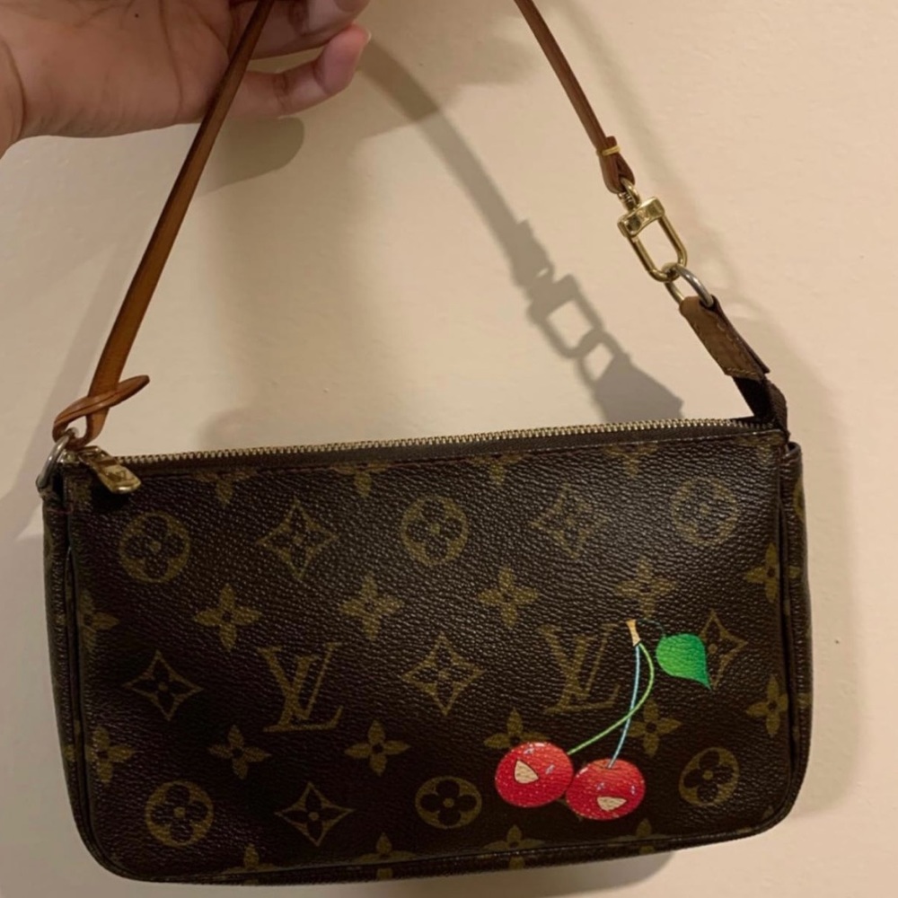 Louis Vuitton cherry pochette